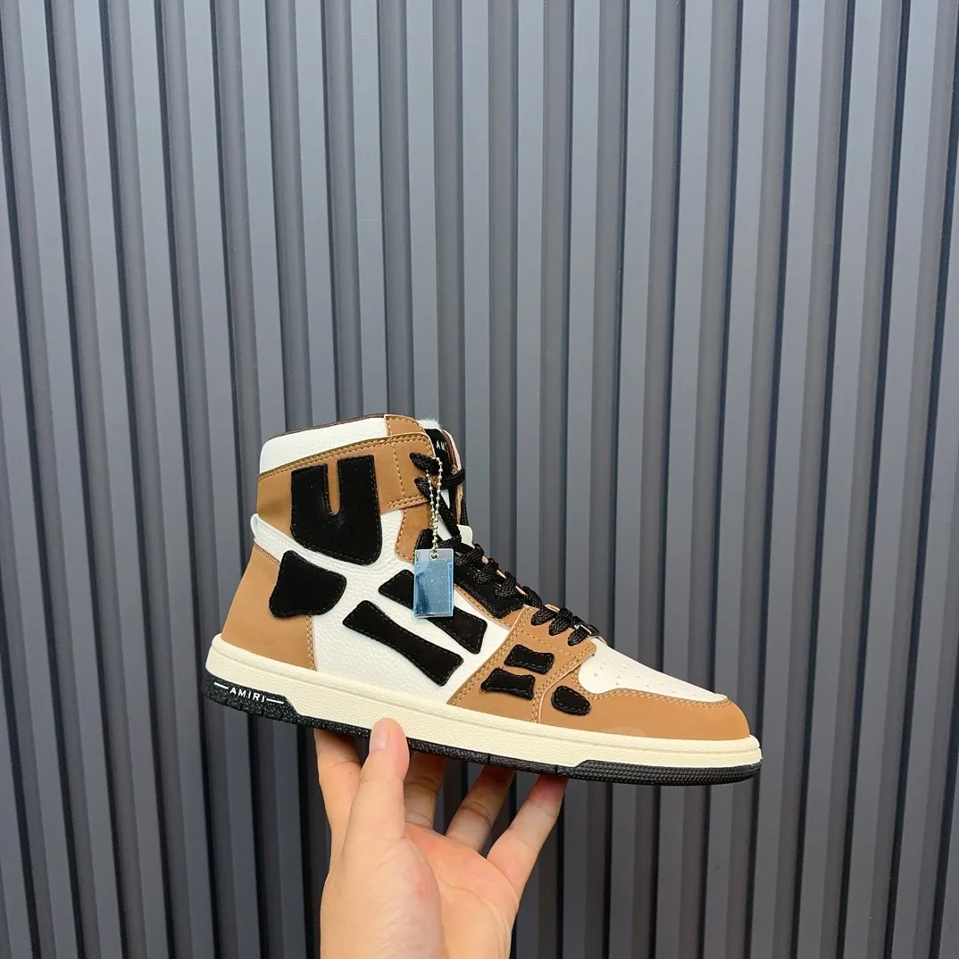Men's shoes💰620💰 AMIRI AMIRI trendy brand hot sale🔥 Available all year round✅Couples💑 Official website synchronization Imported fabrics 1⃣️ratio 1⃣️Re-engraved, original factory special original sole, 35-45 (38.45. Non-refundable)